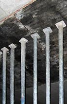 Stahlstützen, zum Aushärten der Decke